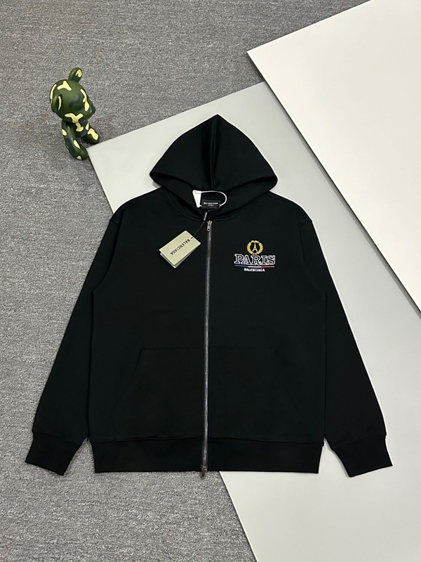 ブランドパーカー正面デザイン